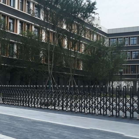 重慶學(xué)校防火門窗項目(圖1) 重慶福宏小學(xué)1.jpg