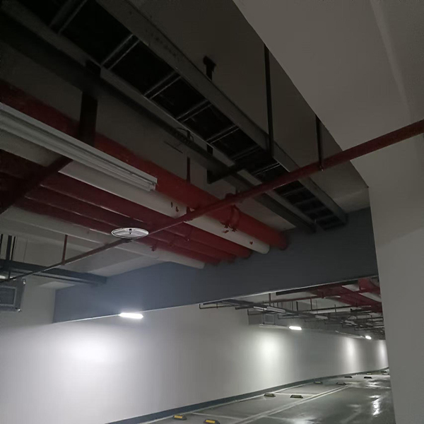 電動擋煙垂壁是怎么回事(圖1) 擋煙垂壁-2.jpg